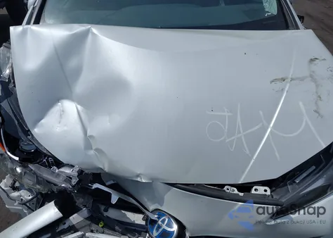 2021 Toyota Prius Le z USA, uszkodzony, nr VIN JTDKAMFU8M3134511